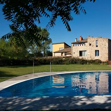 Apartman Spacious Loft With Shared Swimming Pool *