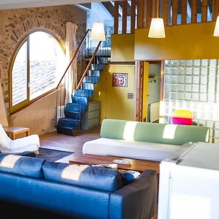 Spacious Loft With Shared Swimming Pool Maia de Montcal